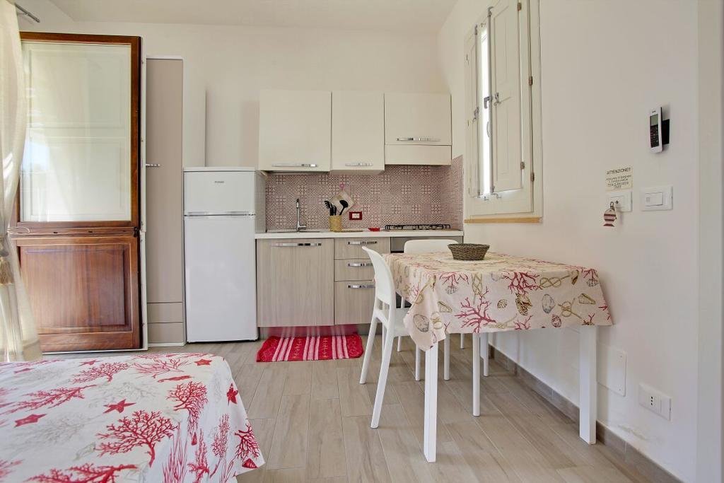 Casa Vacanze Senia Del Rais ฟาวีญานา ภายนอก รูปภาพ