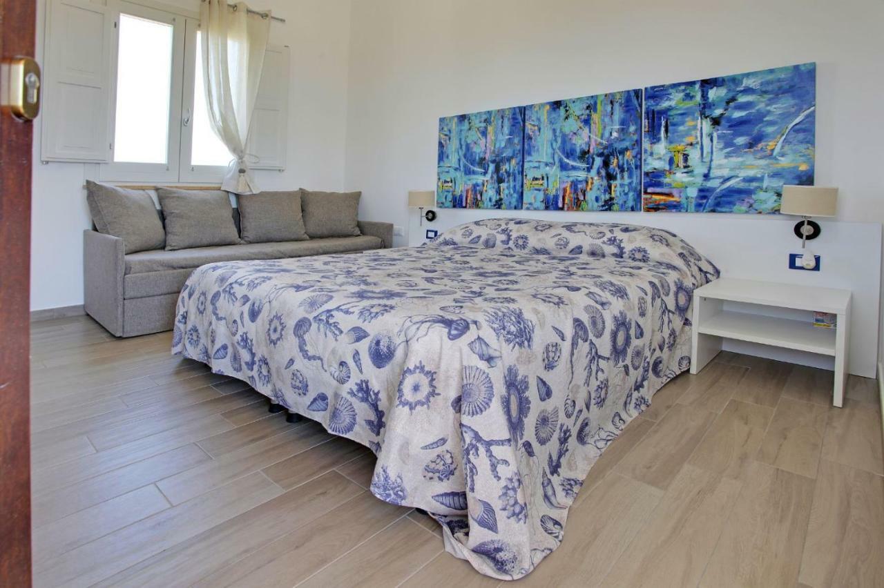 Casa Vacanze Senia Del Rais ฟาวีญานา ภายนอก รูปภาพ